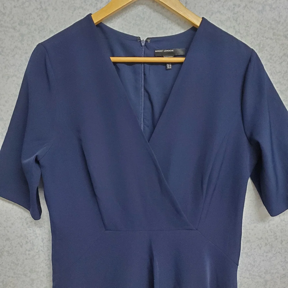 Maggy London Navy Blue Dress Size 12 - Picture 7 of 11